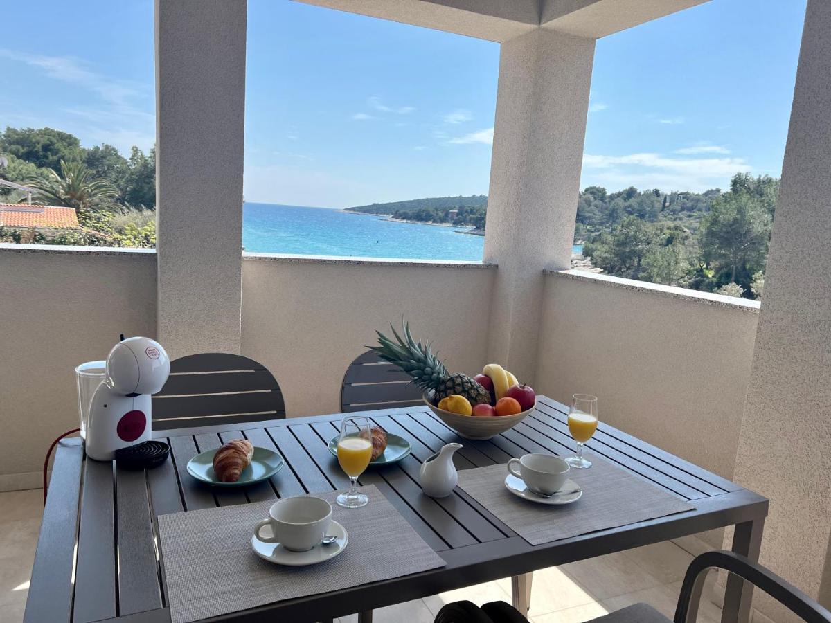 Apartments Divna Mali Lošinj Extérieur photo