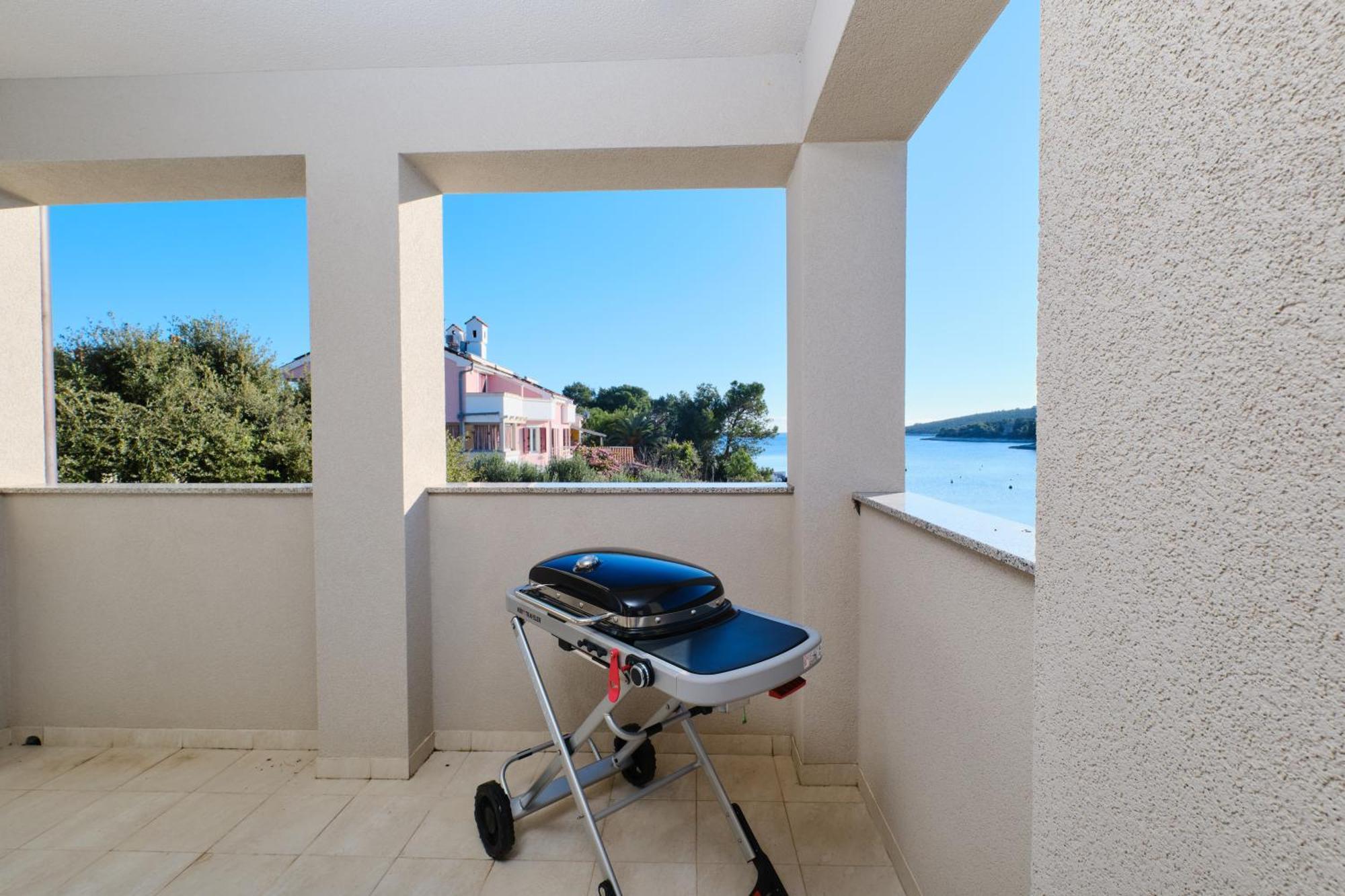 Apartments Divna Mali Lošinj Extérieur photo